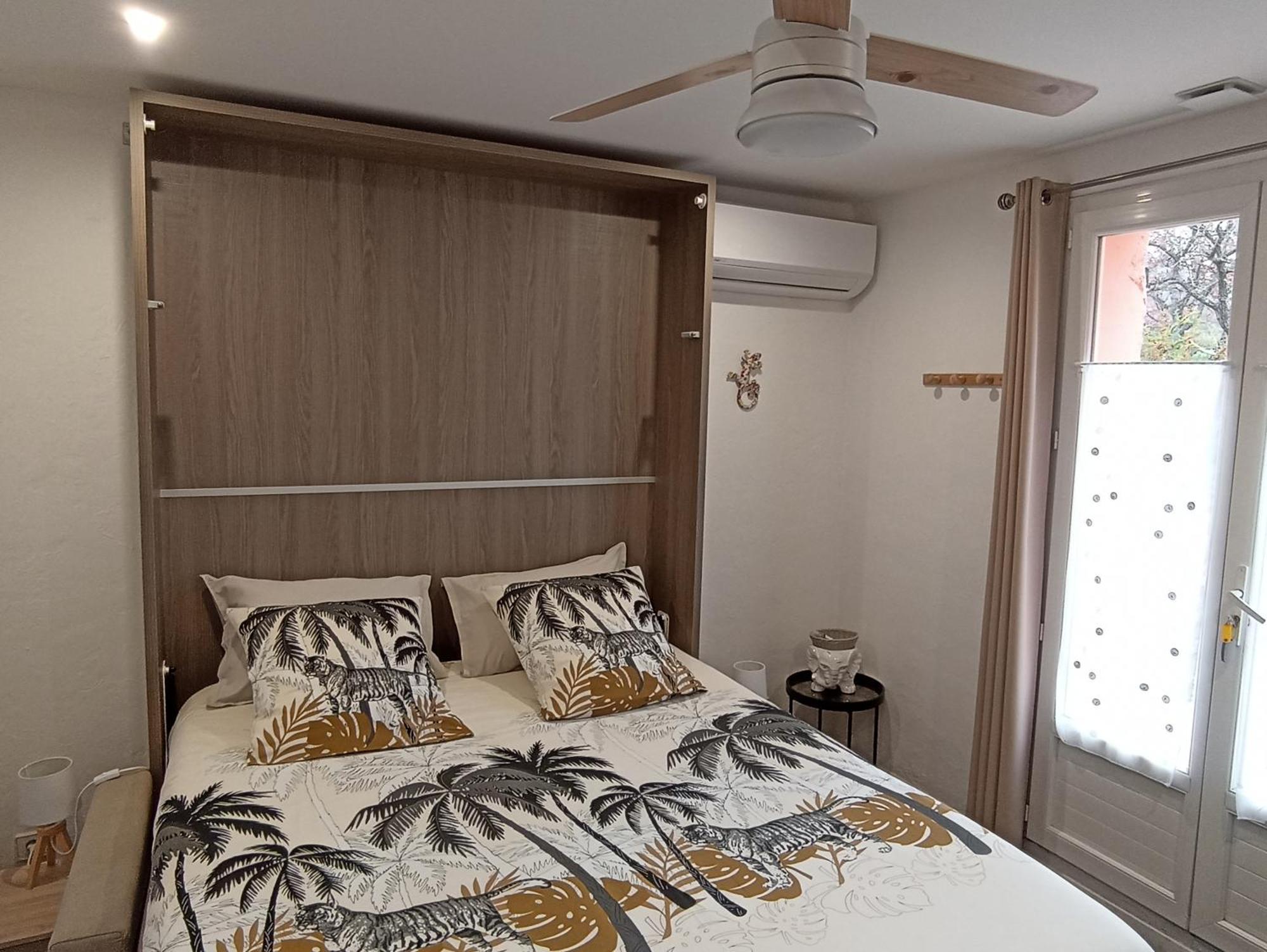 איגוינס " Le Chabassole " Chambres D'Hotes - Gorges Du Verdon מראה חיצוני תמונה